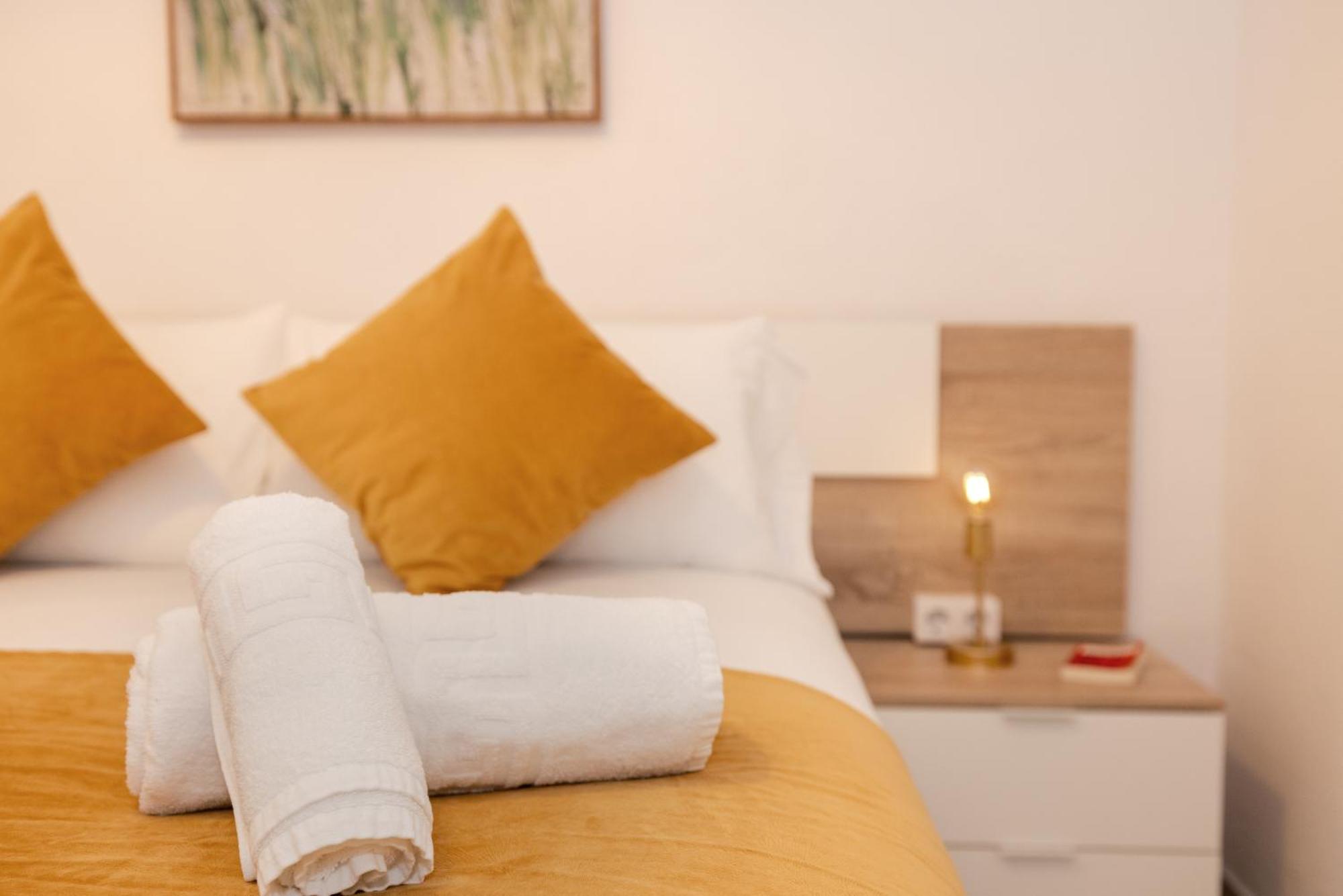 Apartamentos Trianasol إشبيلية المظهر الخارجي الصورة