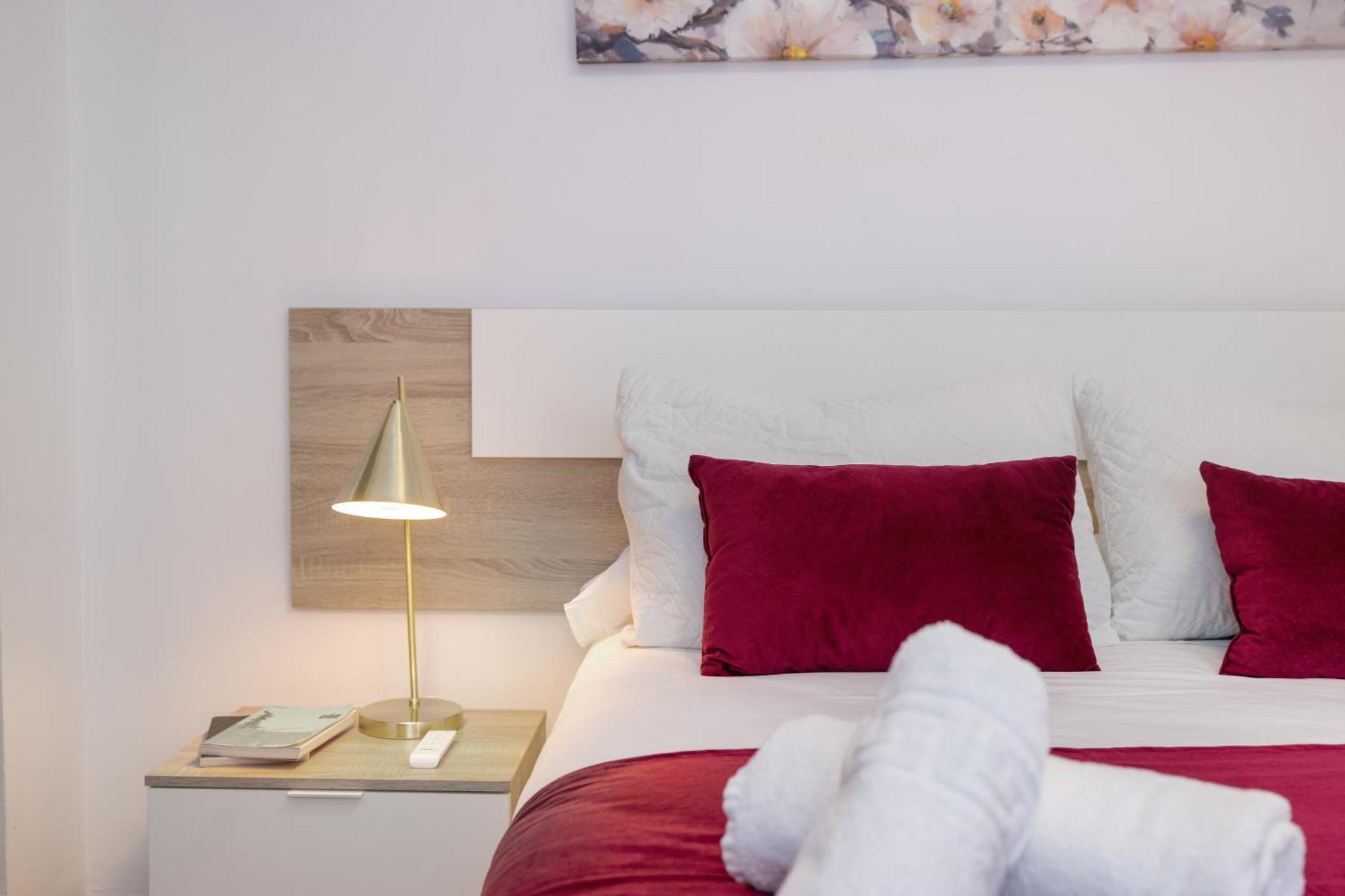 Apartamentos Trianasol إشبيلية المظهر الخارجي الصورة